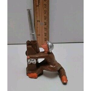 Vtg Barclay Manoil Soldier W/ Anti-Aircraft Gun Lead Cast Dime Store Doughboys